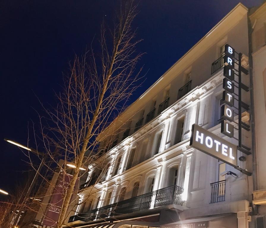 Hotel Le Bristol Avignon Exterior photo